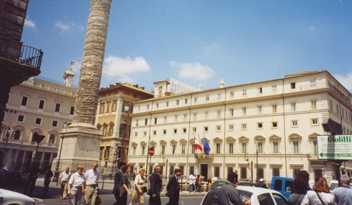 palazzo-chigi-copertina-realizzazione palazzo-chigi-copertina-realizzazione